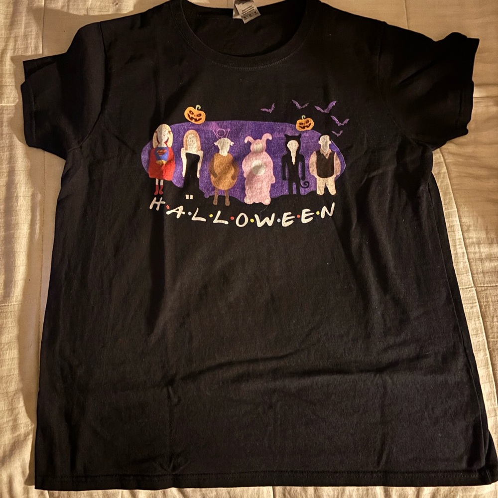 Gildan Black Halloween Graphic Tee